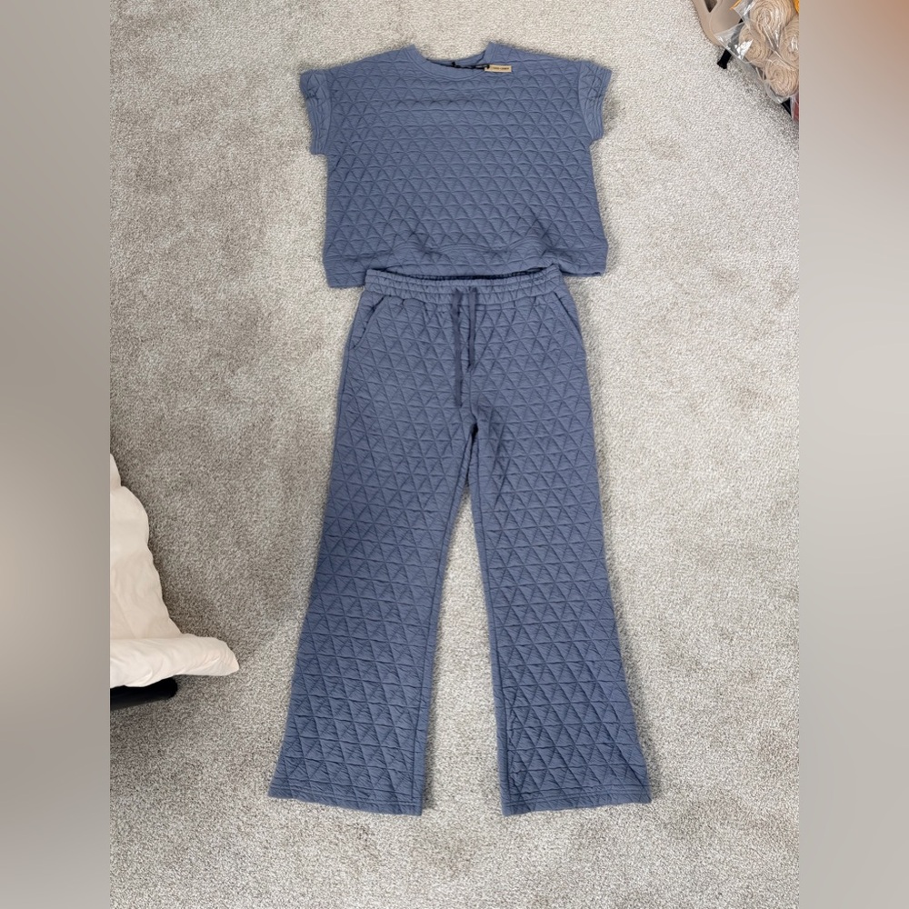 W170 Coco + Carmen Quilted Two-Piece Top & Pants Set in Slate Blue